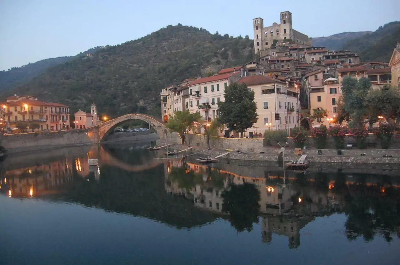 Maison Du Citron Apartment Vallecrosia Italy